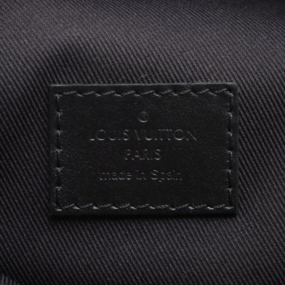 👜 Louis Vuitton Monogram Eclipse Discovery Bum Bag Black M44336 - Picture 8 of 9